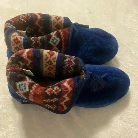 Muk Luks Women’s Slippers Porchia Blue with tassels. Size X Large 11-12 - Picture 4 of 10